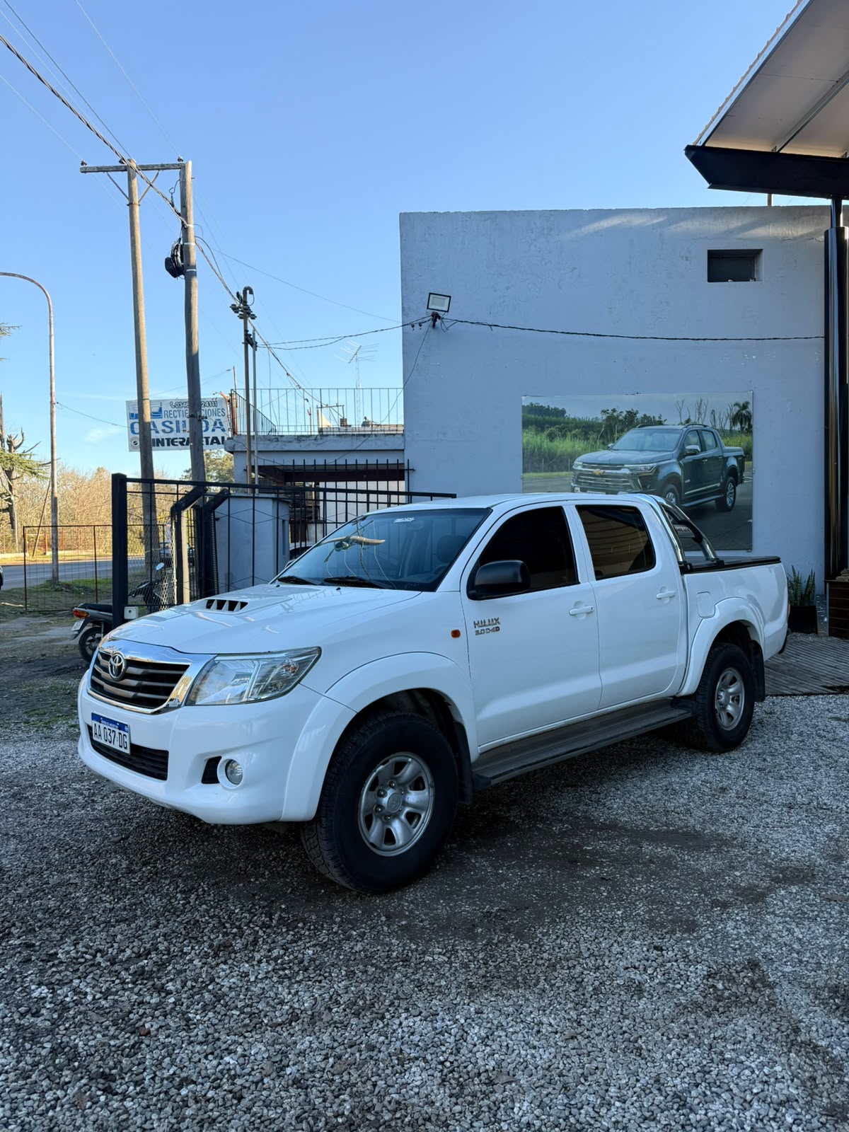 VOLKSWAGEN - Hilux  SR  4x2 - MANUAL  - 2015